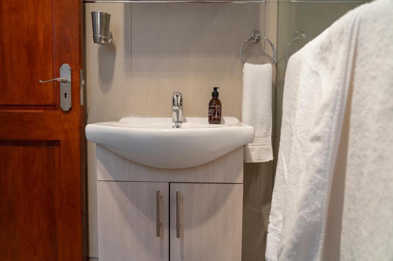 Rueby'S Guesthouse Dullstroom Extérieur photo
